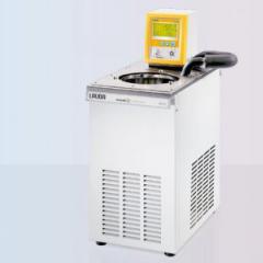 LAUDA Ecoline校驗(yàn)專(zhuān)用恒溫器：應(yīng)用于校準(zhǔn)和調(diào)節(jié)溫度
